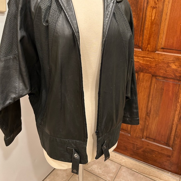 Genuine leather jacket - Picture 4 of 10